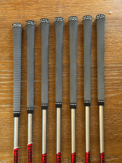 Mizuno MP-15 / MP-18 Forged Iron Set (4-PW) / KBS C-Taper 120 S shafts (stiff)