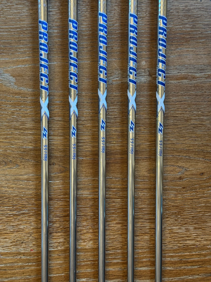 Mizuno JPX 923 Hot Metal Pro Iron Set (6-PW) / Project X LZ 5.5 115g shafts (regular +)