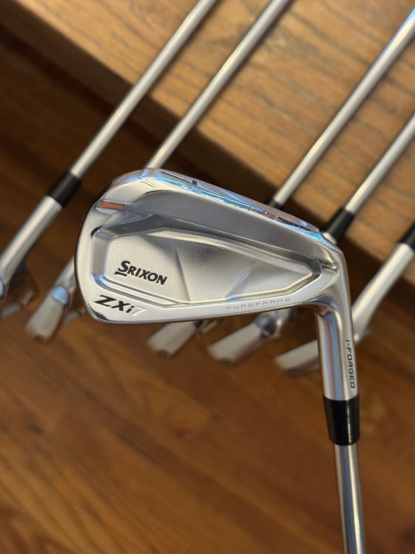 Srixon ZXi7 Forged '25 Iron Set (5-PW) / ACCRA TZi 115g shafts (stiff)
