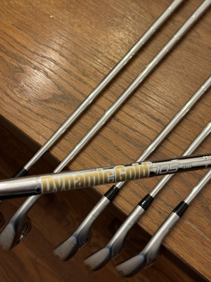 Mizuno JPX 925 Hot Metal Pro (5-PW) / Dynamic Gold 105 S300 shafts (stiff)