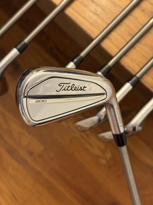 Titleist T200 ‘23 Iron Set (5-GW) / Aerotech i95 Steelfiber shafts Stiff