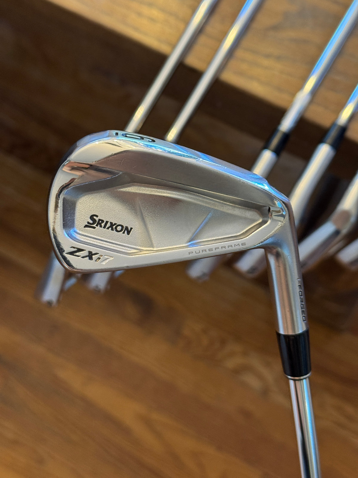 Srixon ZXi7 Forged ‘25 Iron Set (4-PW) / Dynamic GOLD MID 115 S300 shafts (stiff)