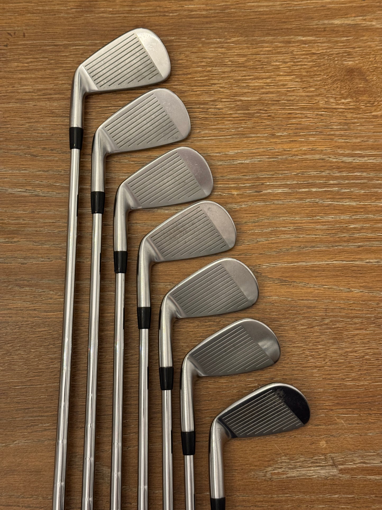 Mizuno Pro 243 Iron Set (4-PW) / KBS Tour Lite S shafts (stiff)