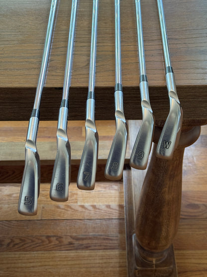 Ping i525 Iron Set (5-PW) / Elevate 95 R shafts (regular)