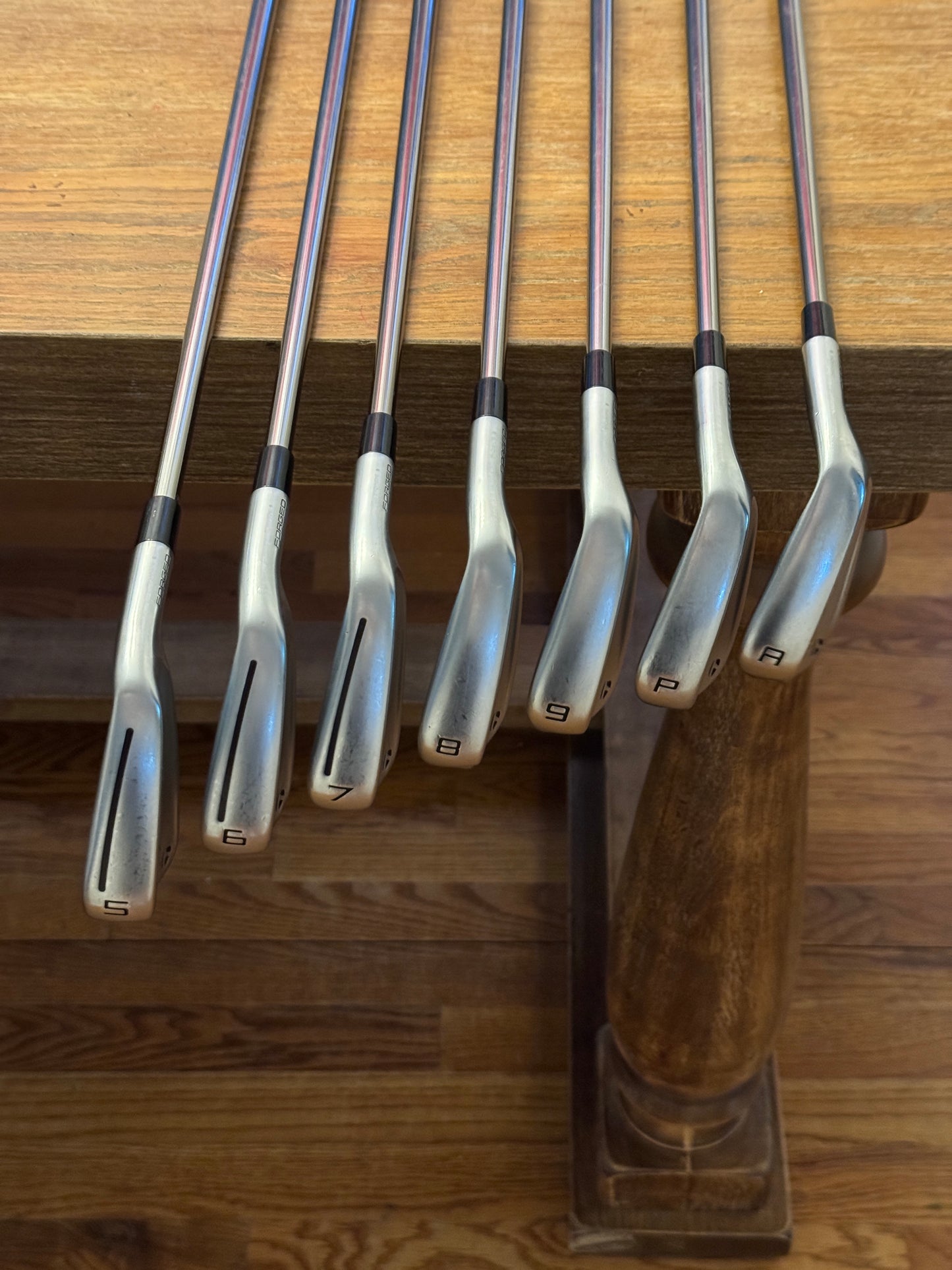 Taylormade P790 ‘21 Iron Set (5-AW) / Recoil 95 F3 shafts (regular)