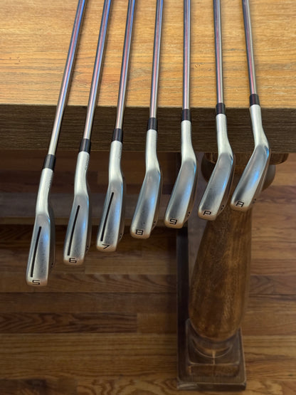 Taylormade P790 ‘21 Iron Set (5-AW) / Recoil 95 F3 shafts (regular)