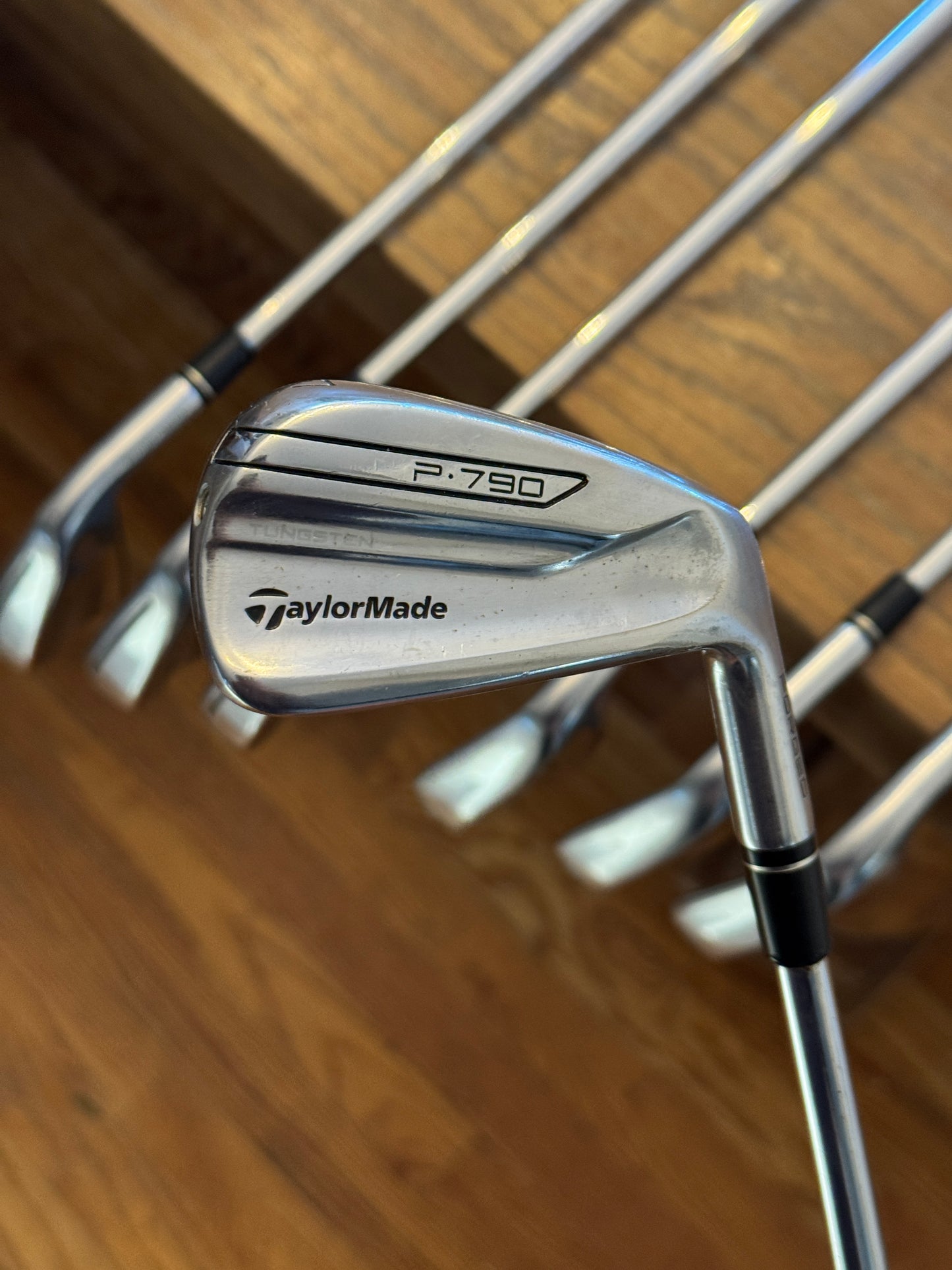 Taylormade P790 Iron Set (4-PW) / Project X 5.5 shafts (regular+)