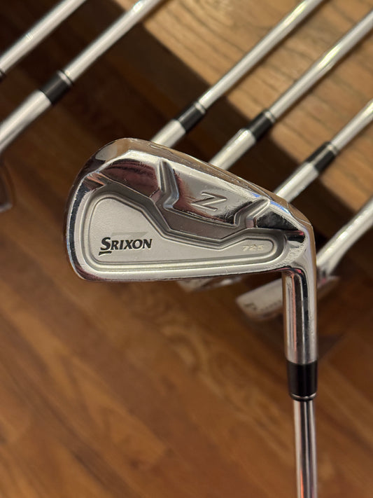 Srixon Z725 Iron Set (4-PW) / KBS TOUR 120S shafts (stiff)