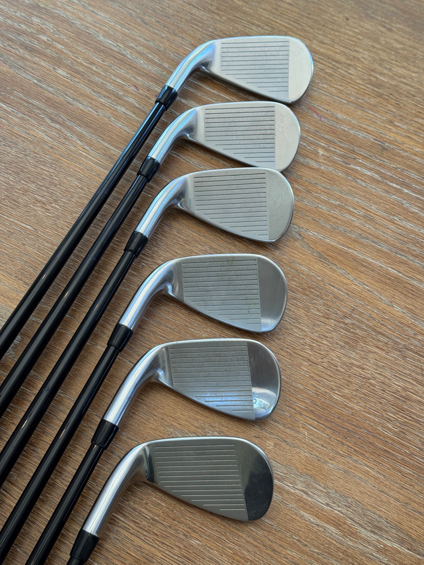Titleist T350 ‘25 Iron Set +1/2” (6-GW) / Tensei AM(2) R shafts (regular)