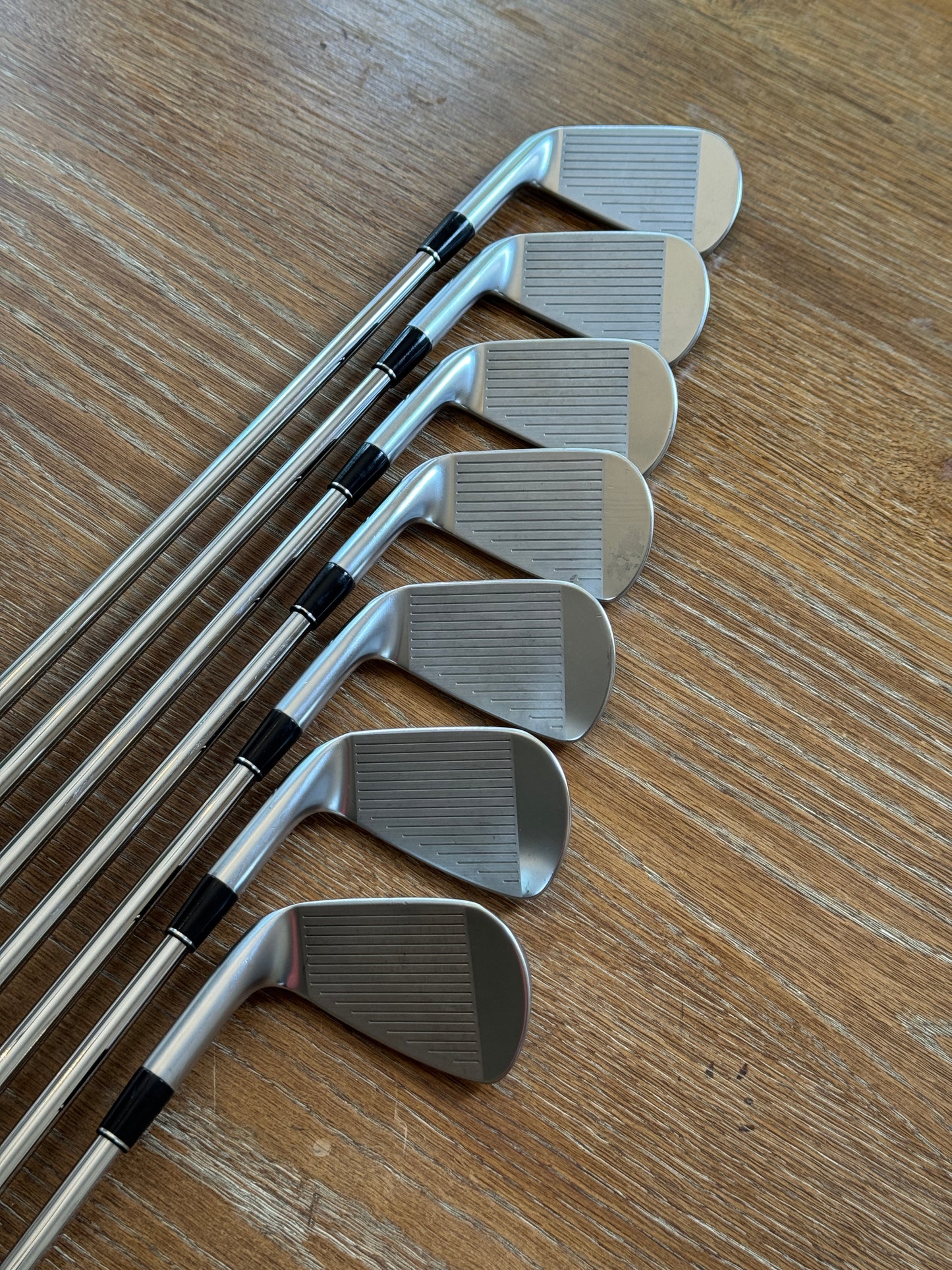 *MINT* Srixon ZXi7 Forged ‘25 Iron Set (4-PW) / Project X LZ 6.0 120g shafts (stiff)