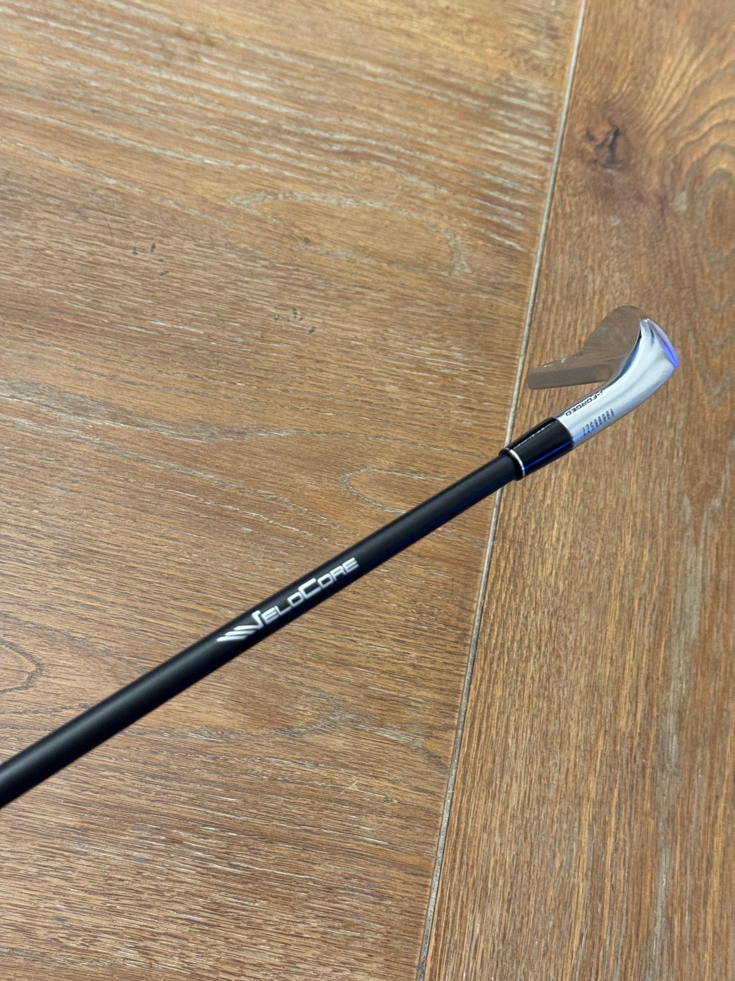 Srixon ZXiU 3-iron (20°) / Fujikura AXIOM 105 S Velocore shaft (stiff)
