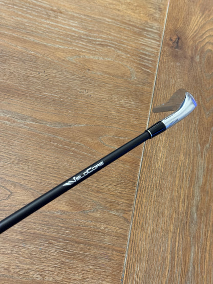 Srixon ZXiU 3-iron (20°) / Fujikura AXIOM 105 S Velocore shaft (stiff)