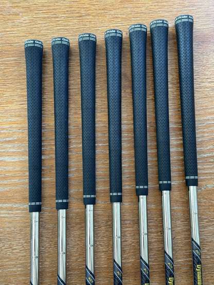 Ping i530 Iron Set (4-PW) / Dynamic Gold MID R300 shafts (regular)
