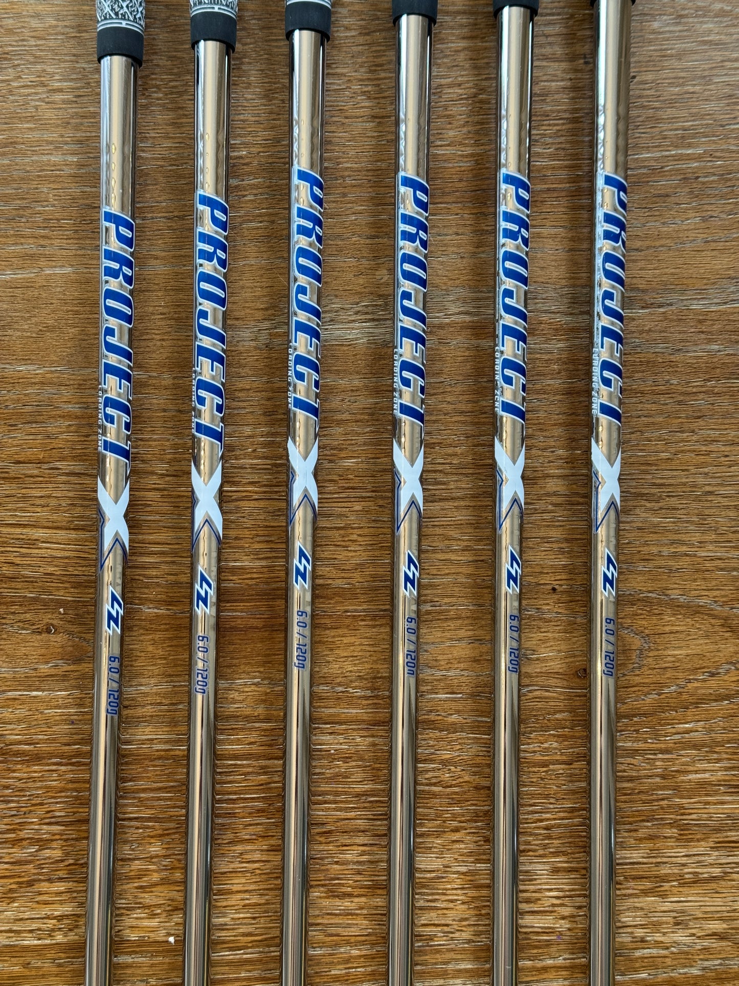 *MINT* Titleist T200 ‘23 Iron Set (5-PW) / Project X LZ 6.0 shafts (stiff)