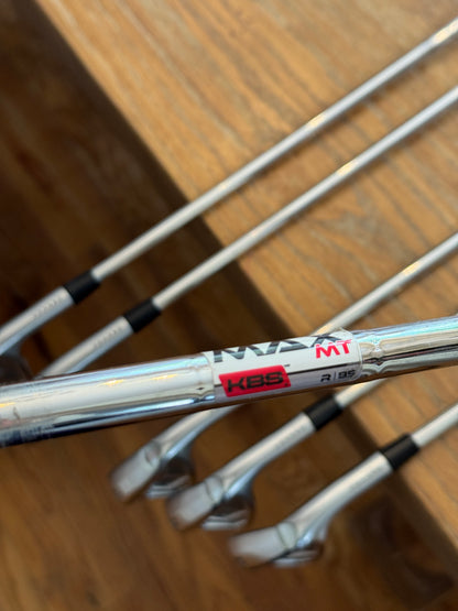 Srixon ZX7 MKii Forged Iron Set (5-PW) / KBS MAX MT 85R shafts (regular)