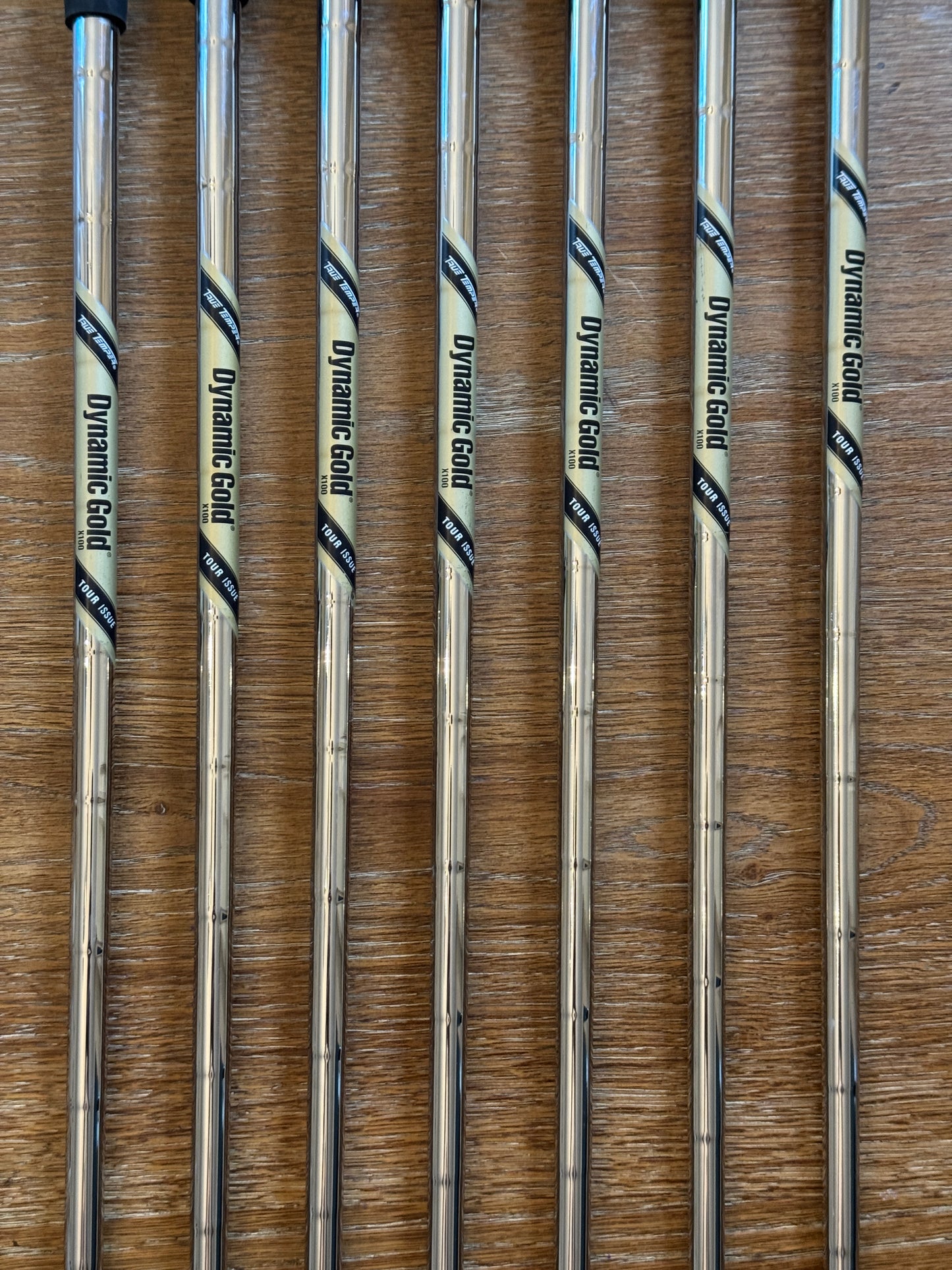 Titleist T100S / 620 MB Combo Iron Set (4-PW) / Dynamic Gold X100 shafts (xtra stiff)