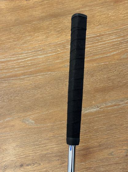 Odyssey Red O-Works Tank Putter (33”)