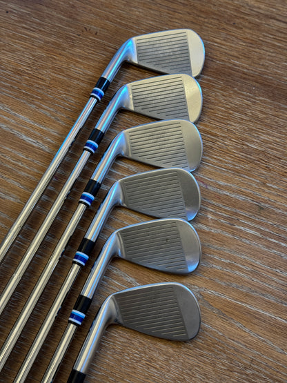 Mizuno Pro 243 / 241 Combo Iron Set (5-PW) / Dynamic Gold X100 shafts (xtra stiff)