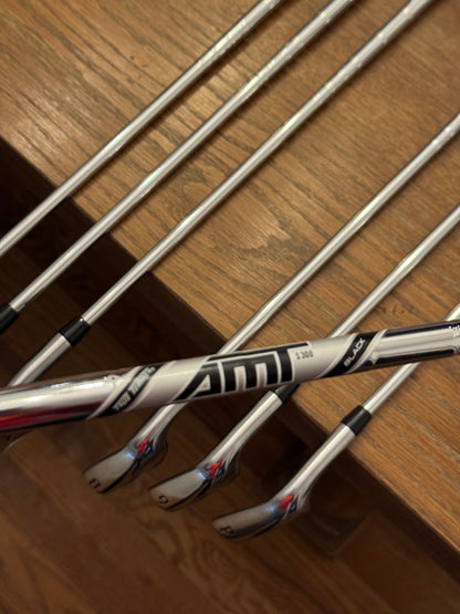 Titleist T200 ‘21 Iron Set (4-PW) / AMT Black S300 shafts (stiff)