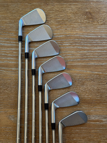 Srixon ZXi7 / Z-Forged II Combo Iron Set (4-PW) / Dynamic Gold X100 shafts (xtra stiff)