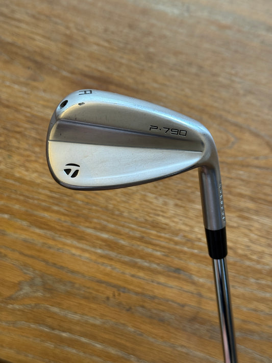 Taylormade P790 ‘23 Approach Wedge (50°) - Slight Crack