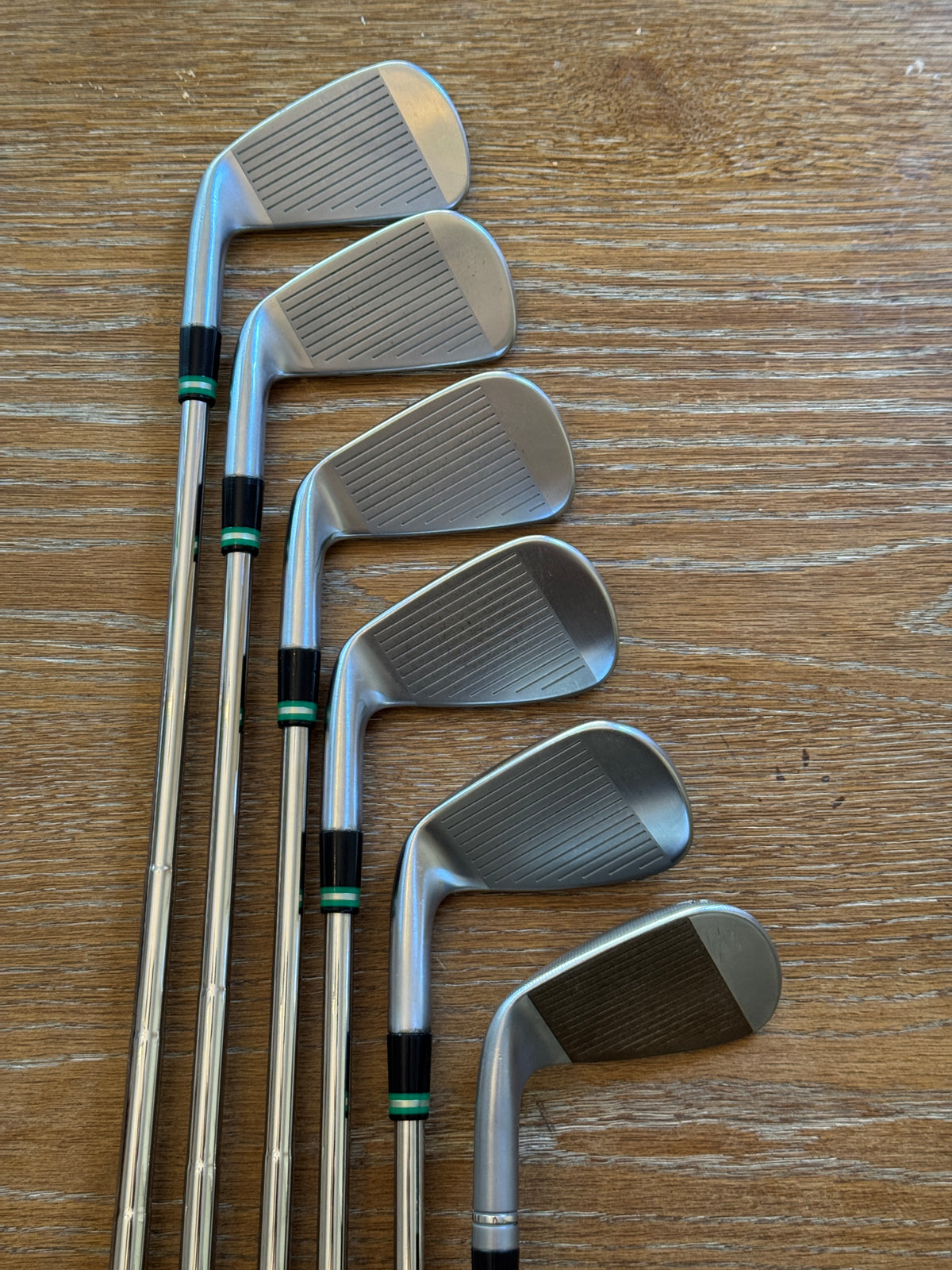 Taylormade P790 ‘25 Forged Iron Set (5-PW) / Dynamic Gold MID S300 shafts (stiff)