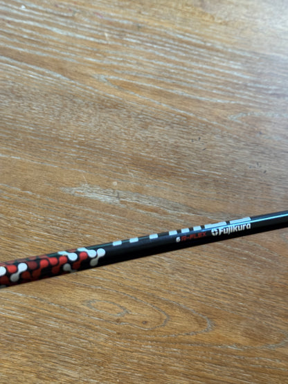 Taylormade M4 5-hybrid (25°) / Fujikura ATMOS 6R shaft (regular)