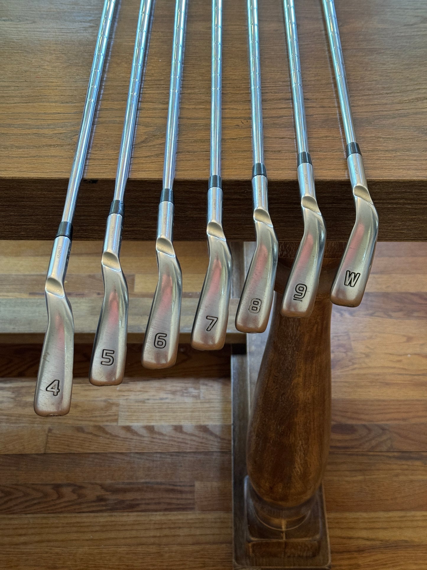 Ping G425 Iron Set (4-PW) / KBS TOUR 120S shafts (stiff)