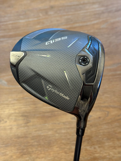 Taylormade Qi35 Driver (10.5°) / Diamana T+ 60S shafts (stiff)