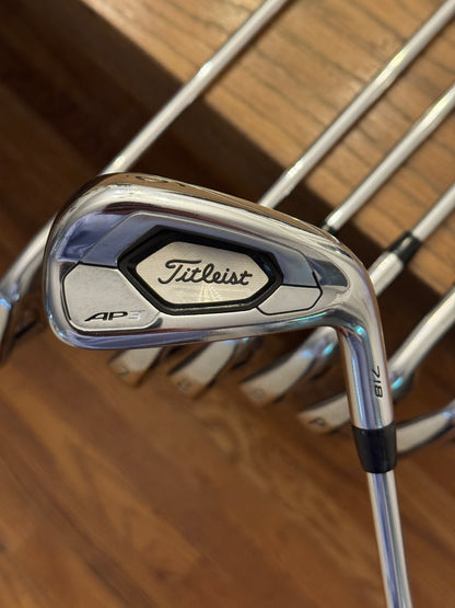 Titleist 718 AP3 Iron Set +1/2” (5-GW) / AMT Red S300 shafts (stiff)