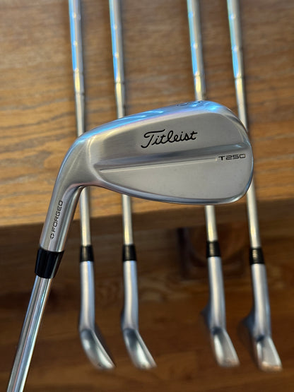 Titleist T250 Forged ‘25 LH Iron Set (6-PW) / KBS Tour LITE S shafts (stiff)