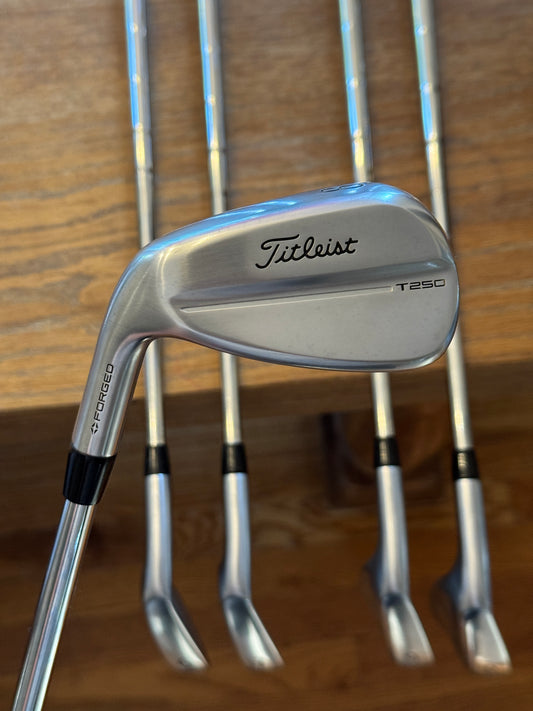 Titleist T250 Forged ‘25 LH Iron Set (6-PW) / KBS Tour LITE S shafts (stiff)