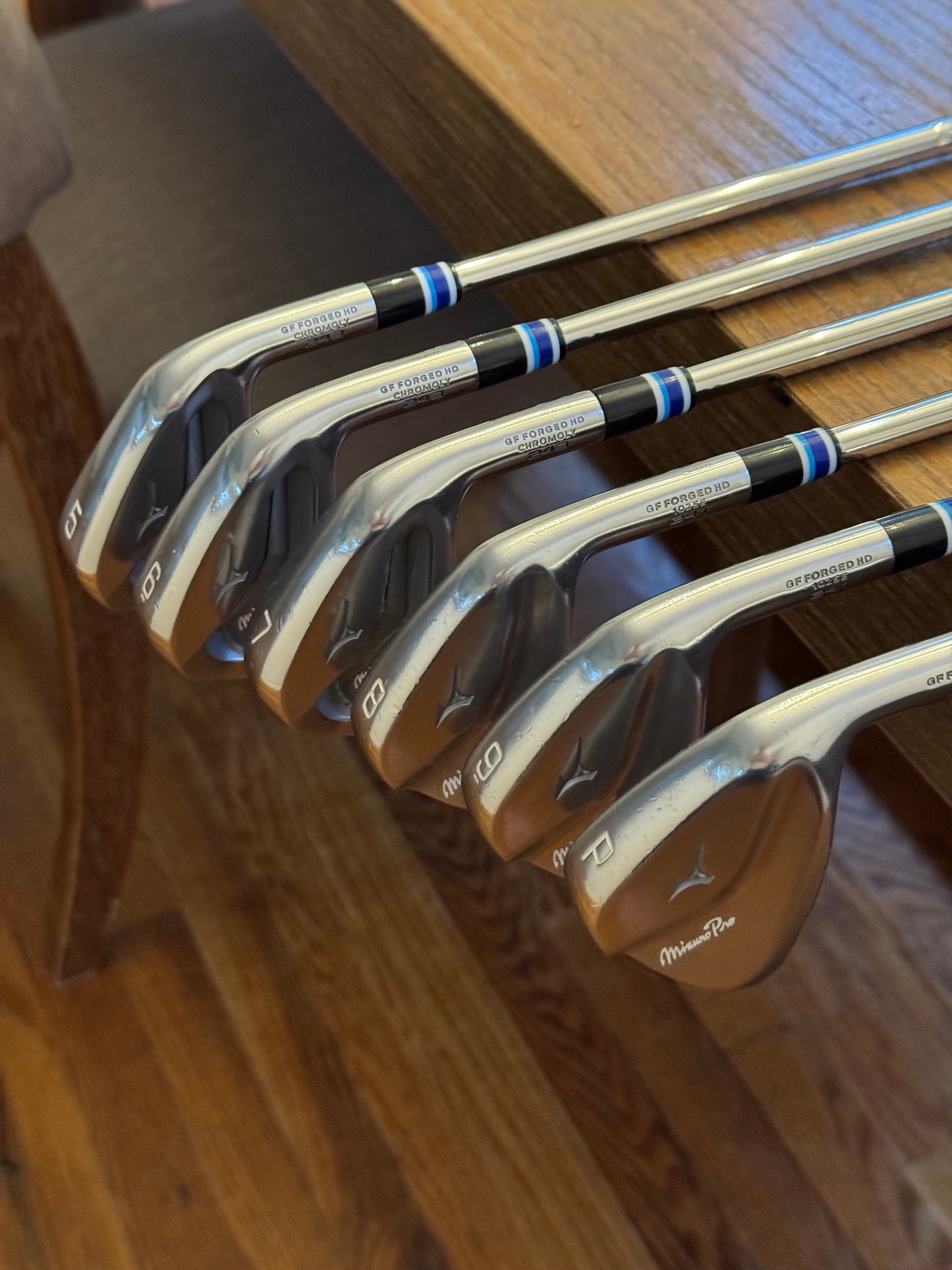 Mizuno Pro 243 / 241 Combo Iron Set (5-PW) / Dynamic Gold X100 shafts (xtra stiff)