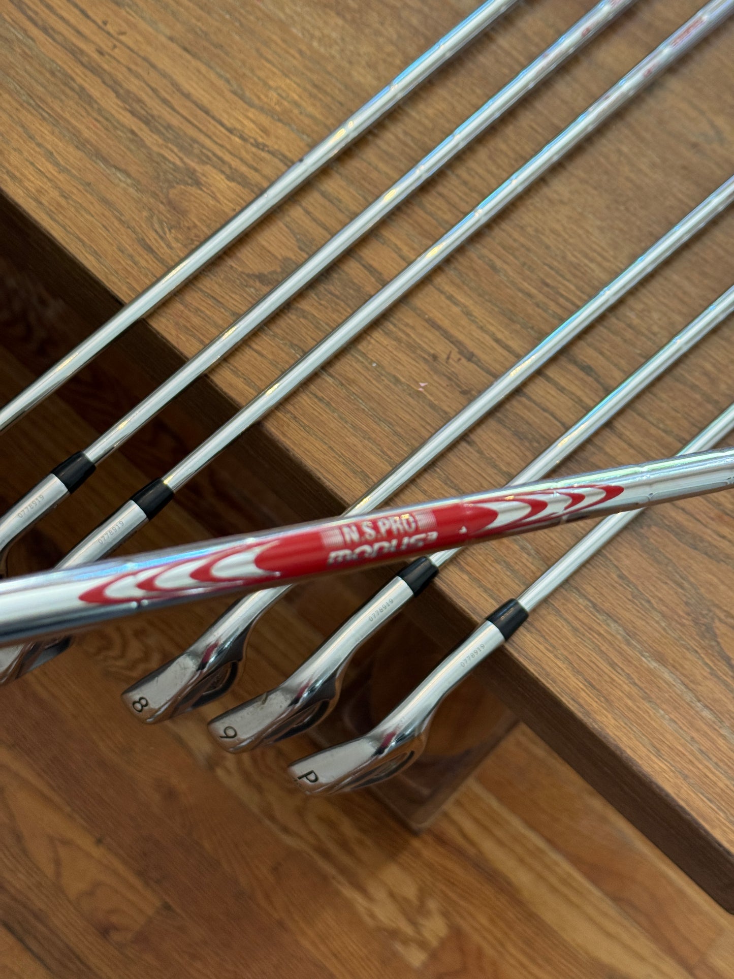 Titleist T100 Iron Set (4-PW) / N.S. Pro Modus3 Tour105 S shafts (stiff)