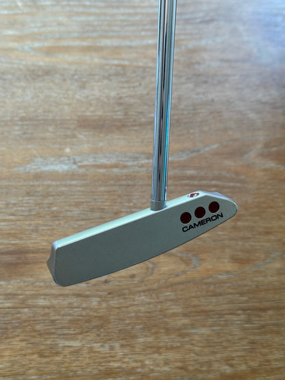 Scotty Cameron Studio Select Newport 2.5 Putter (34”)