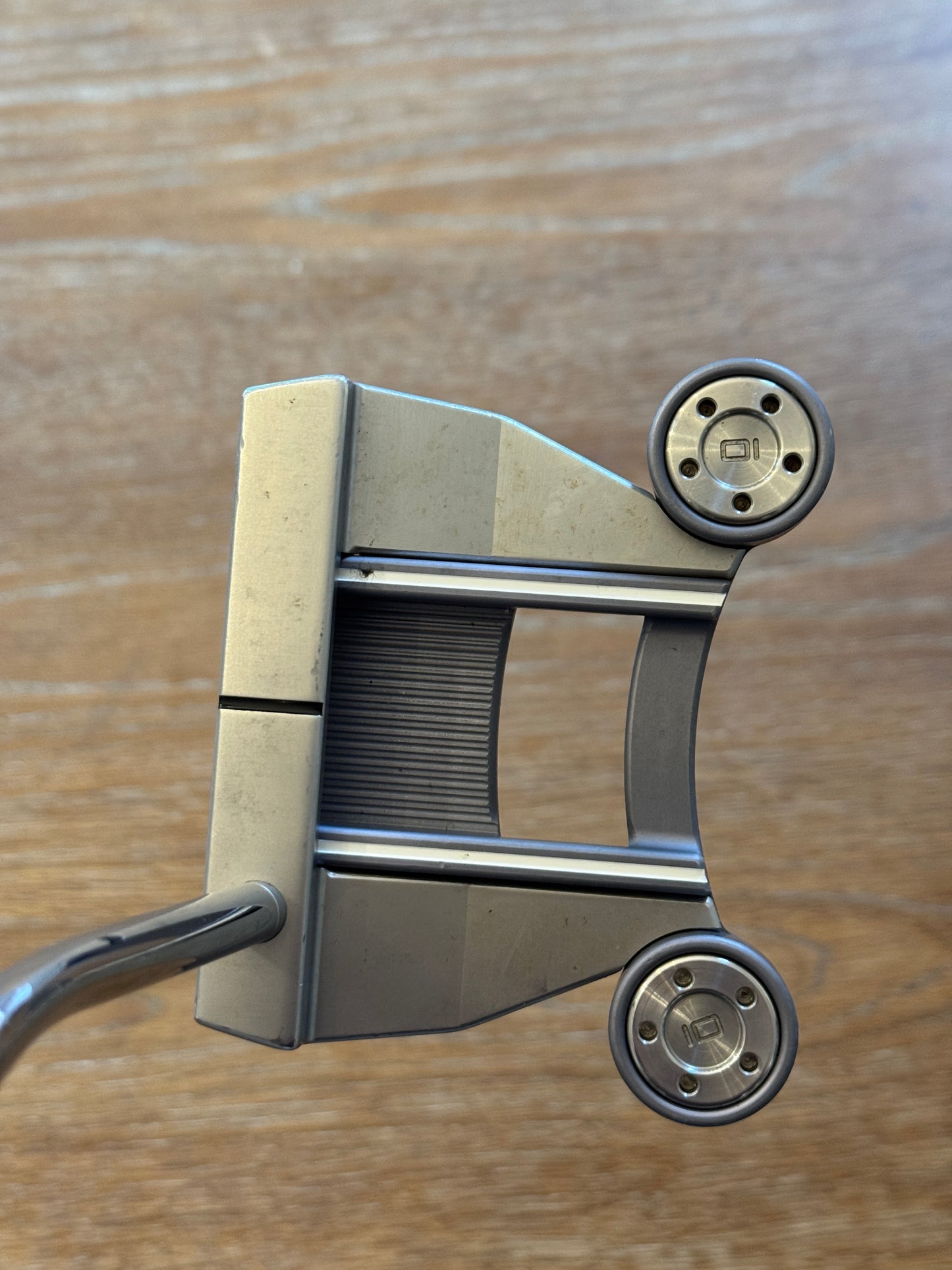 Titleist Scotty Cameron & Crown Futura 6M Putter (33”)