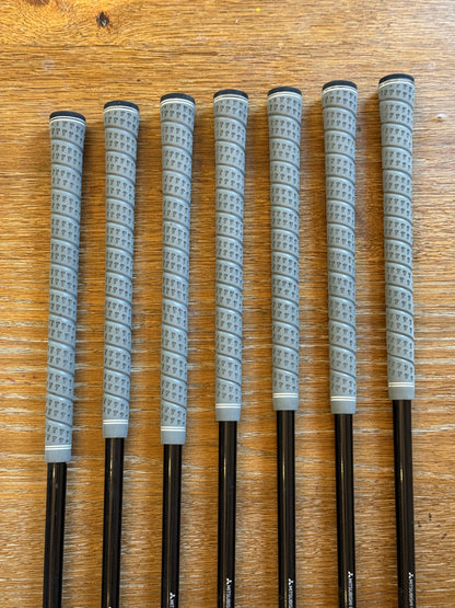 PXG 0311 XP GEN6 Iron Set (4-PW) / Mitsubishi MMT 105 S shafts (stiff)