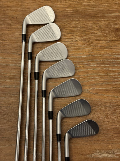 Srixon ZXi4 Forged ‘25 Iron Set (4-PW) / KBS Tour Lite R shafts (regular)