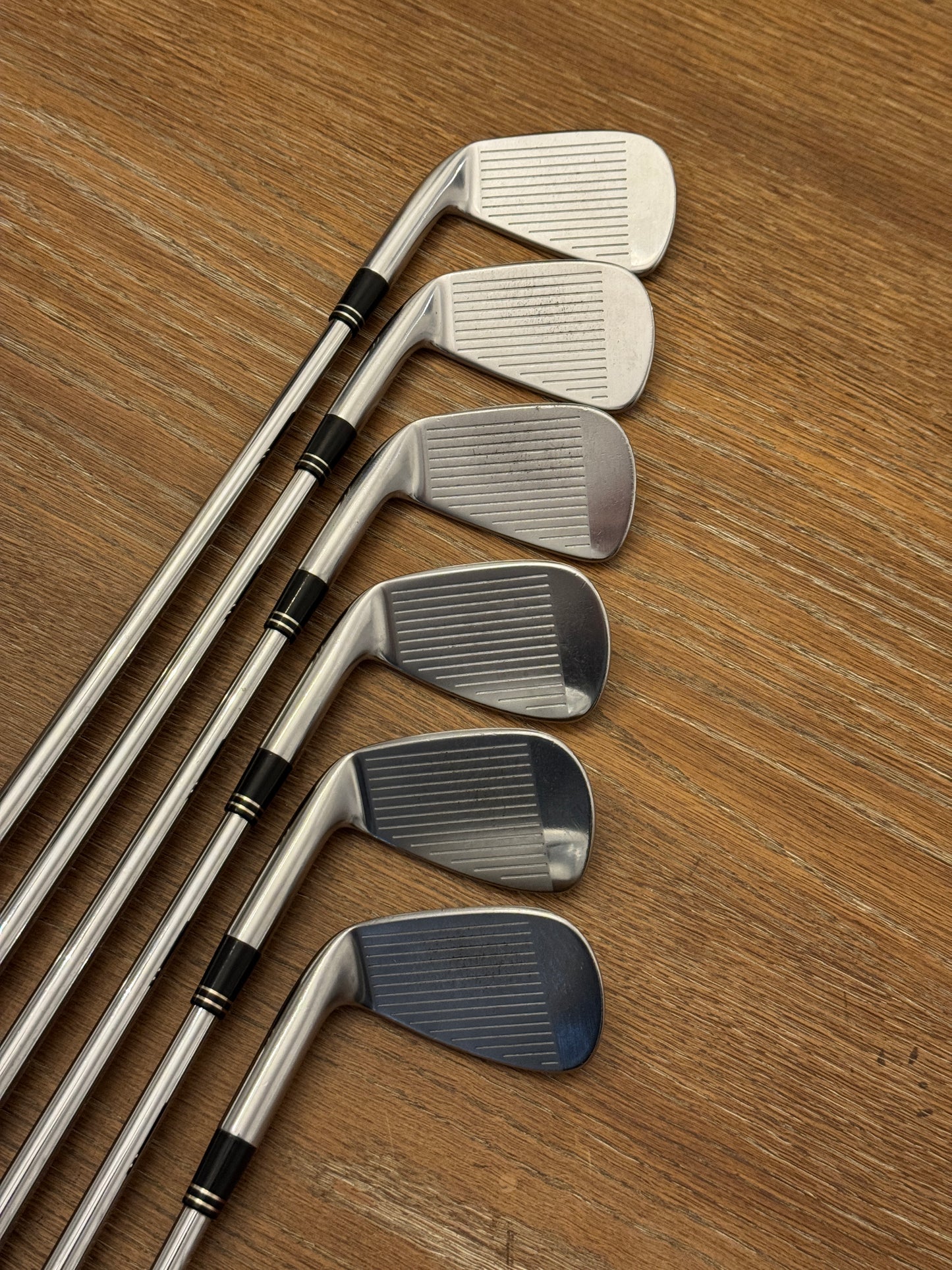 Taylormade RAC Forged Iron Set (5-PW) / Project X 6.0 shafts (stiff)