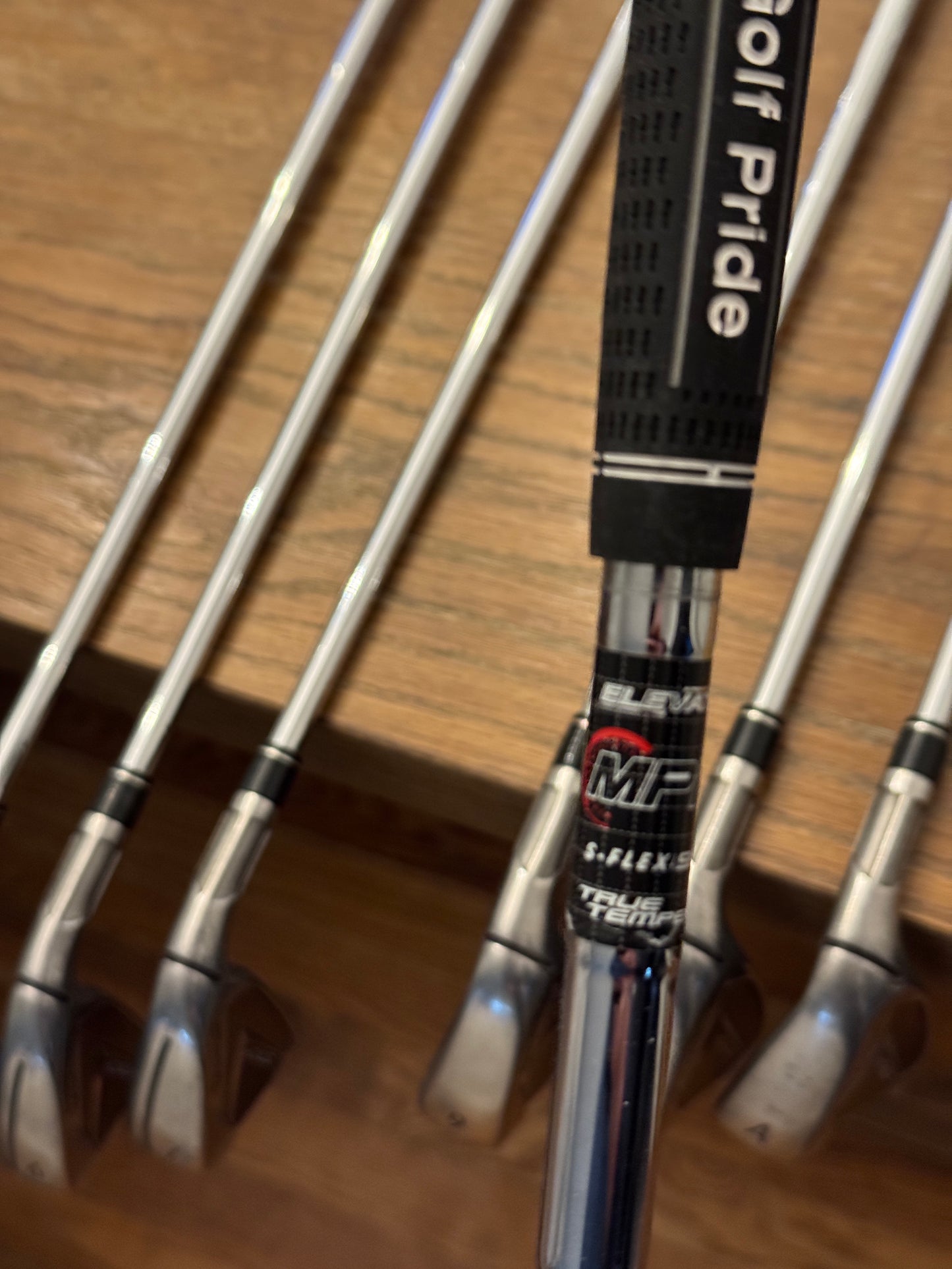 Taylormade Stealth Iron Set (5-AW) / True Temper Elevate S shafts (stiff)