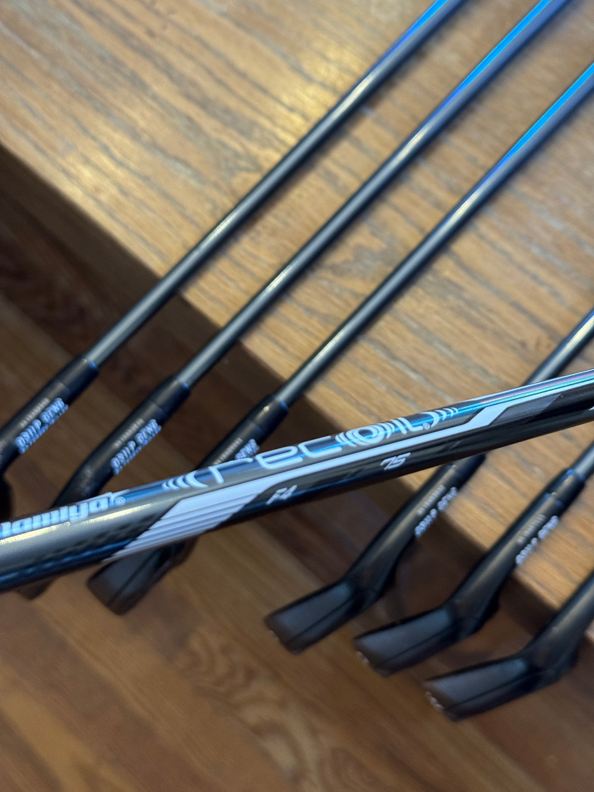 PXG 0311 P Gen6 Black Iron Set (4-PW) / UST Mamiya Recoil f4 75 shafts (stiff)