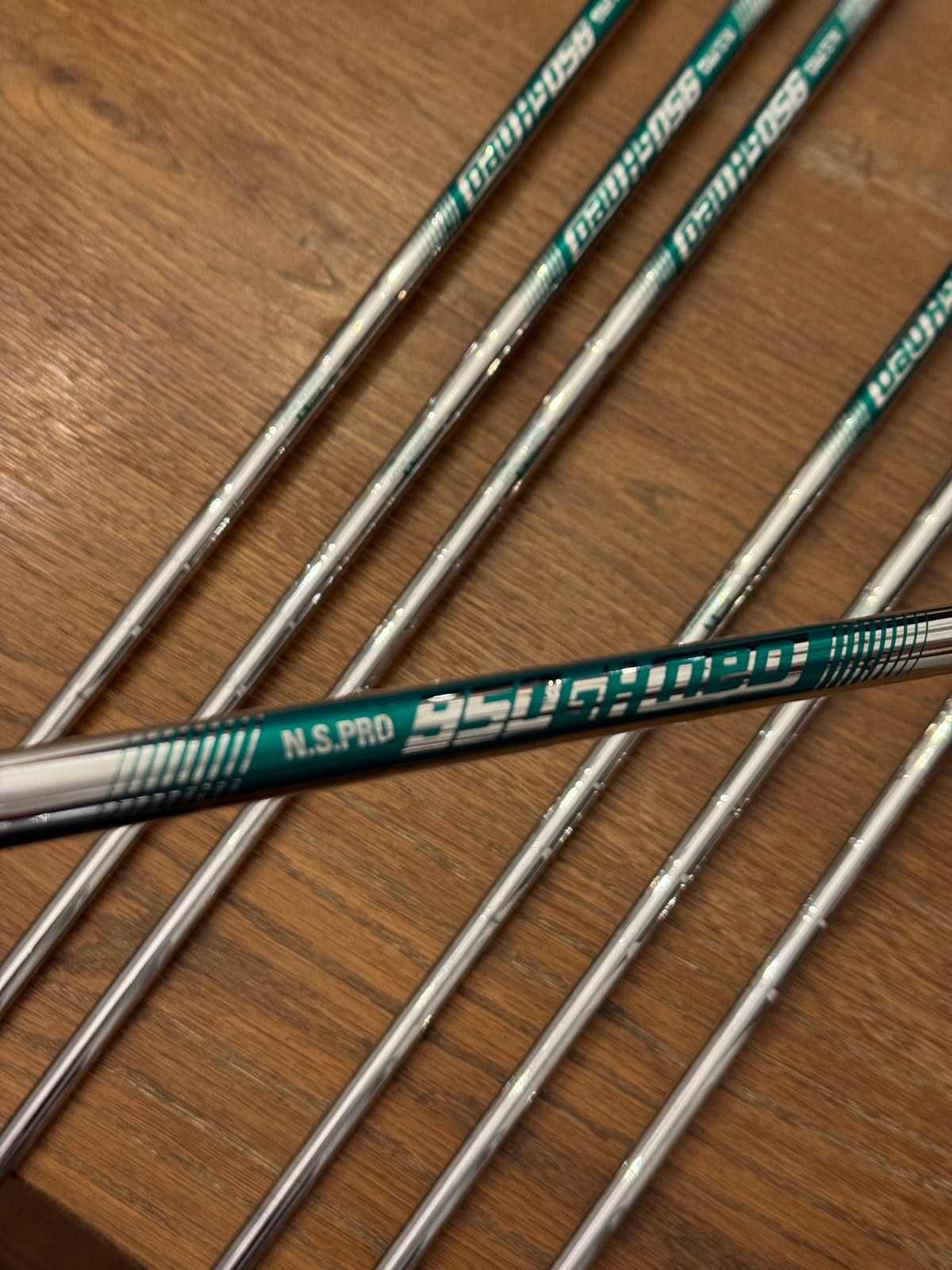 Titleist T100 '19 / 620 CB Combo Iron Set (4-PW) / N.S. Pro 950 GH S shafts (stiff)