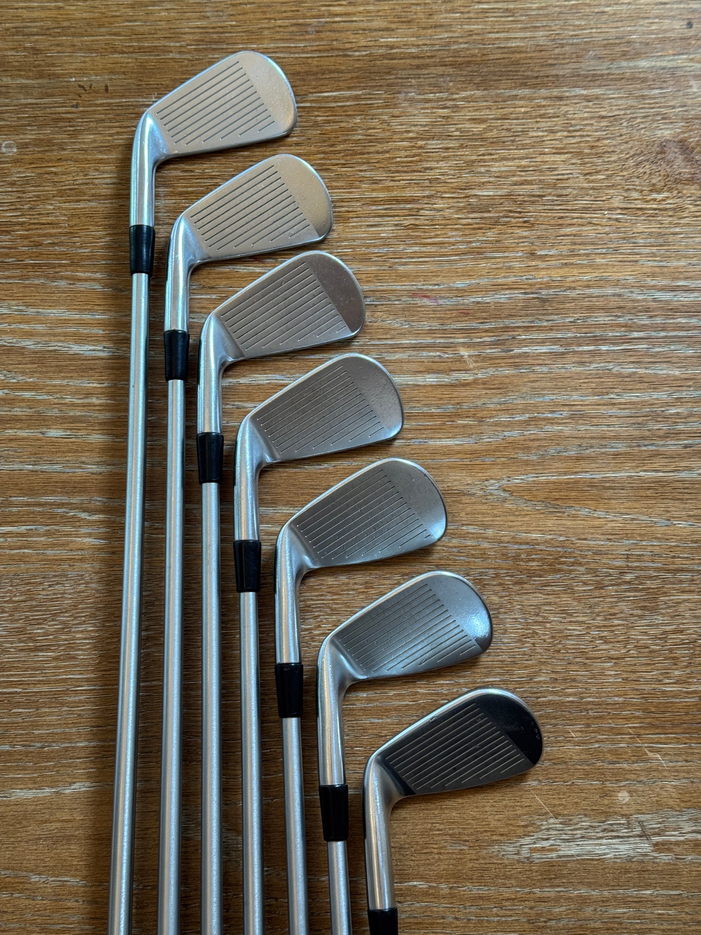 Titleist 714 MB Iron Set (4-PW) / KBS Tour C-Taper Lite 105 R shafts (regular)