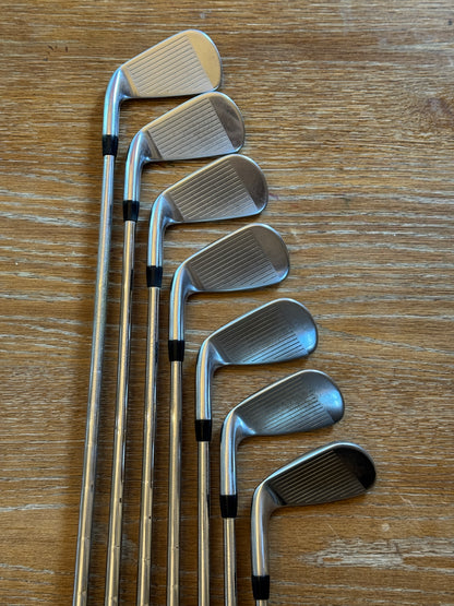 Titleist 718 AP3 Iron Set +1/2” (5-GW) / KBS Tour 90 R shafts (regular)