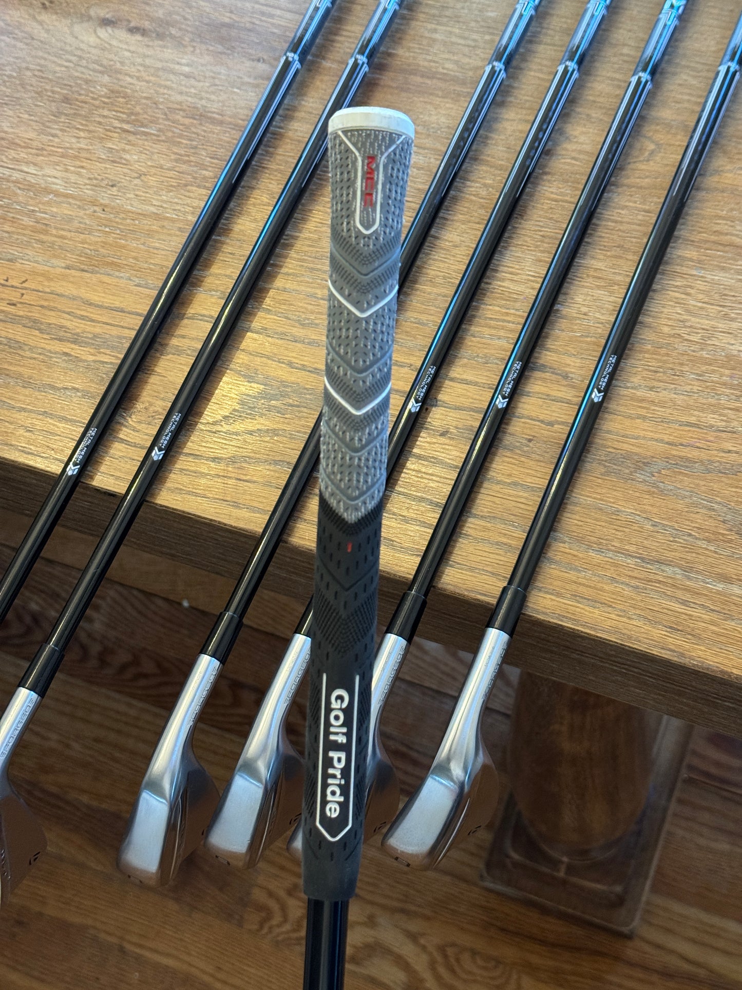 *MINT* Taylormade P790 ‘25 Iron Set (5-AW) / MMT 105 S shafts (stiff)