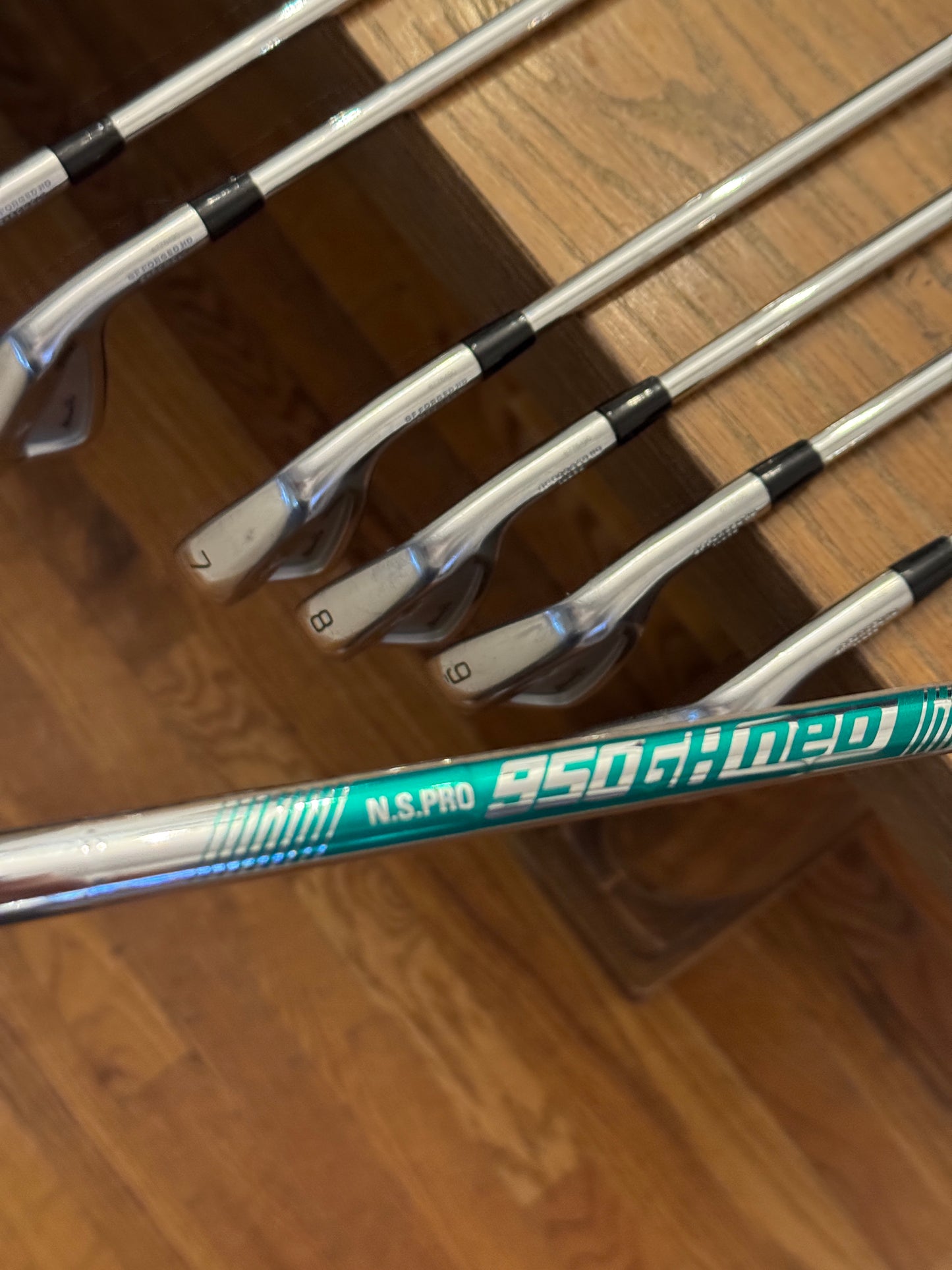 Mizuno Pro 223 Iron Set (4-PW) / N.S. Pro 950 GH shafts (stiff)
