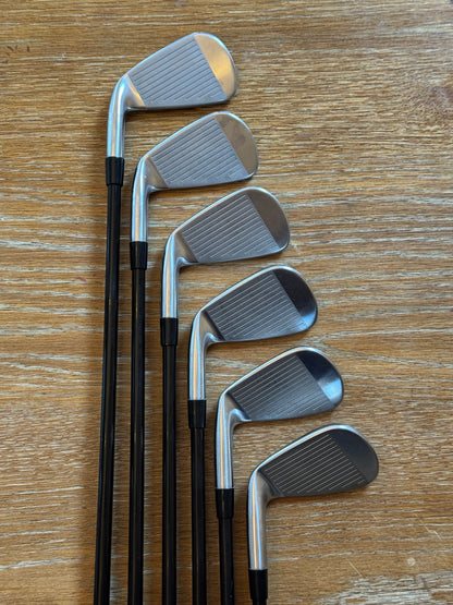 Mizuno Pro 245 Iron Set (5-PW) / Mitsubishi MMT 85 R shafts (regular)