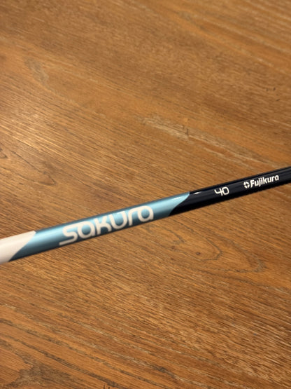 Titleist GT1 Driver (12°) / Fujikura Sakura 40 L shaft (LITE)