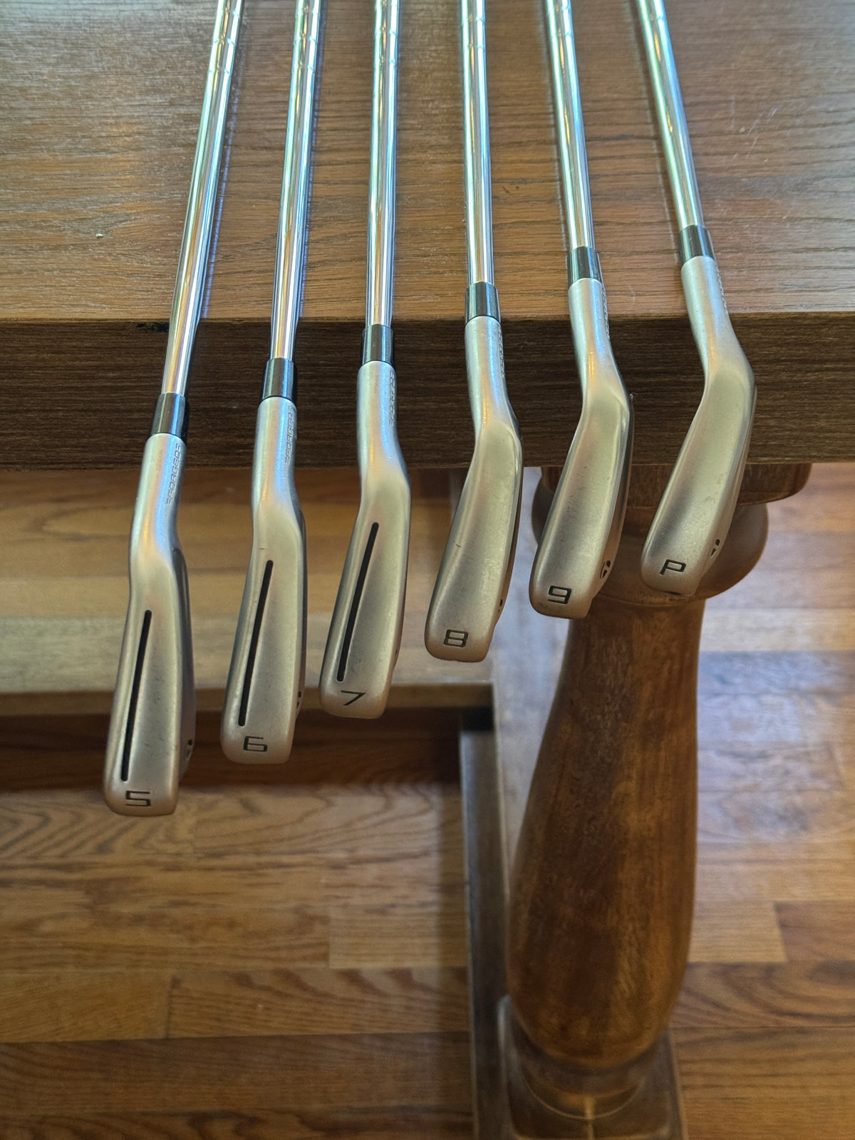 Taylormade P790 ‘23 Forged Iron Set (5-PW) / Dynamic Gold 105 S300 shafts (stiff)