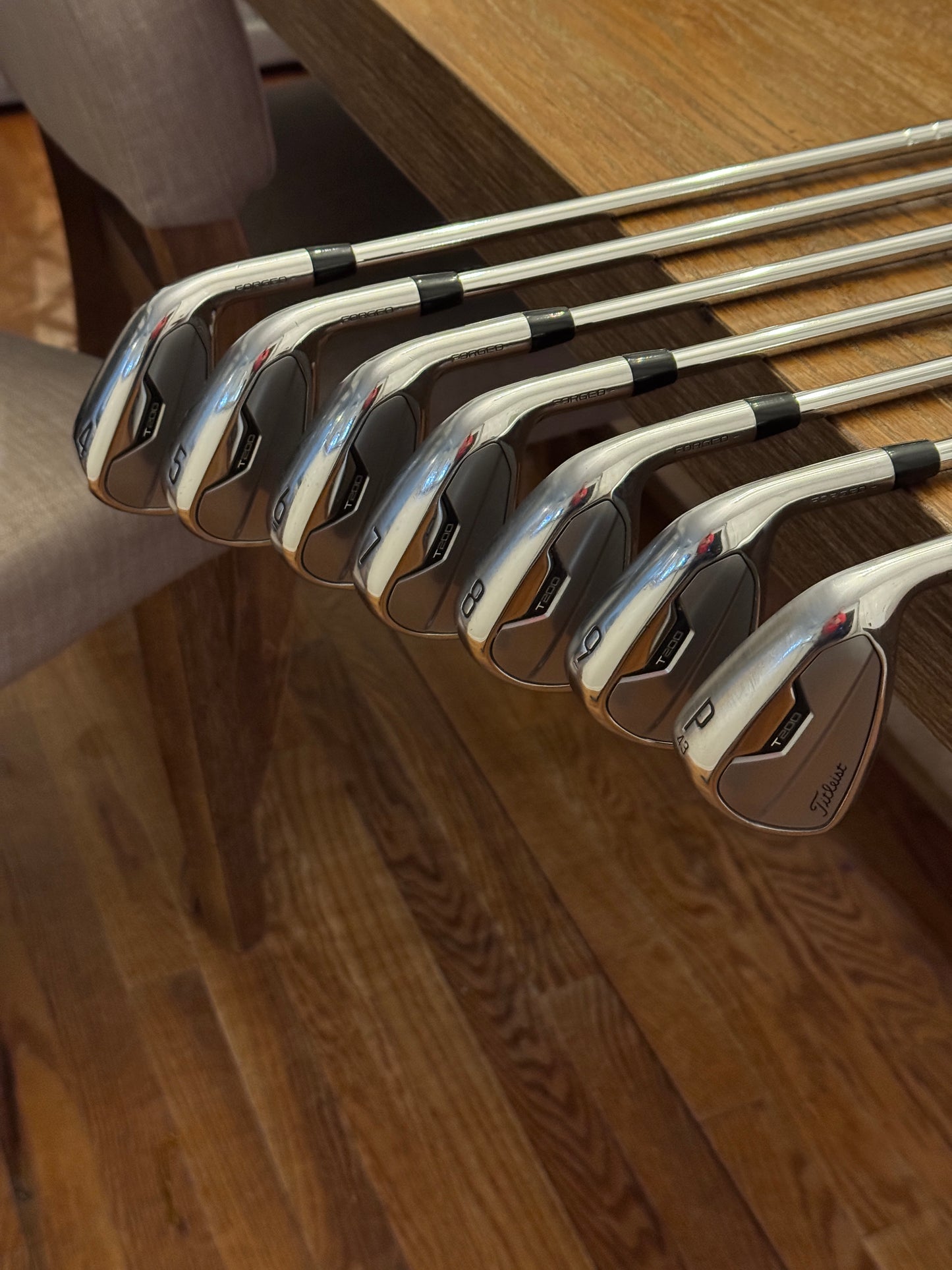 Titleist T200 ‘21 Iron Set (4-PW) / AMT Black S300 shafts (stiff)